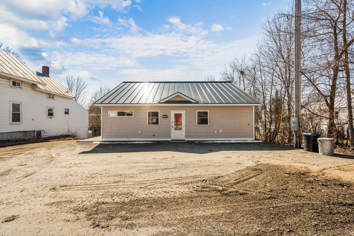 14 Mercer Road Norridgewock