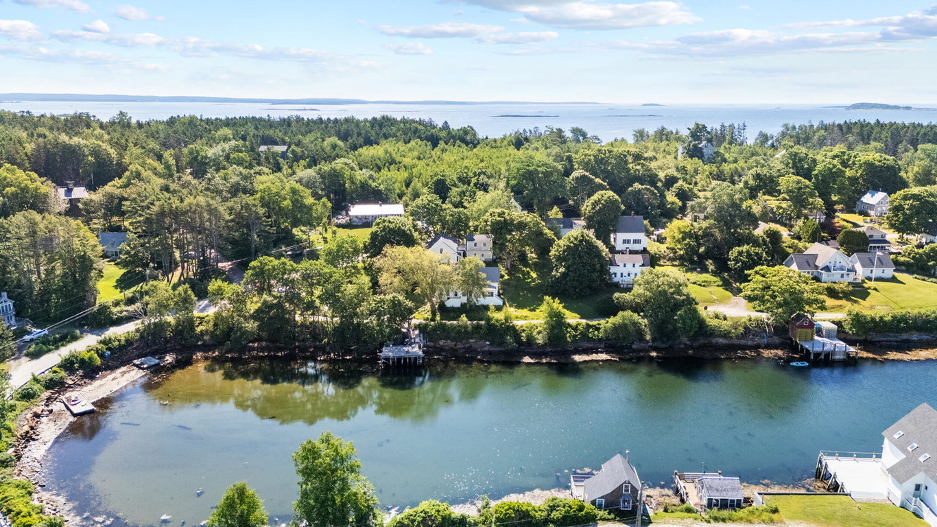 9 Lower Road Harpswell