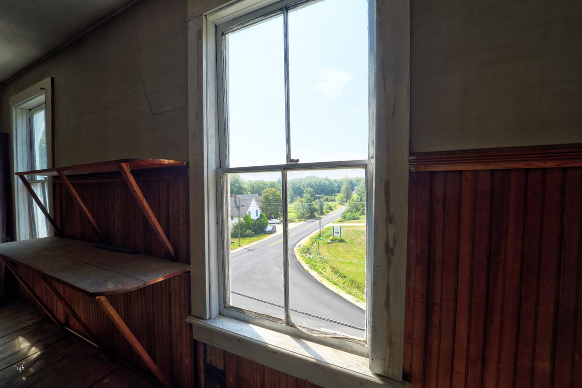 143_North_Sedgwick_Road_10