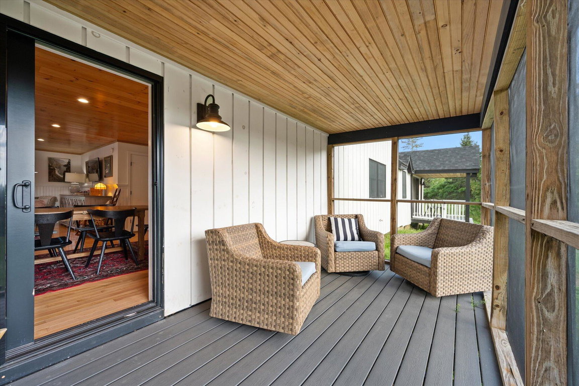 24-Screen Porch