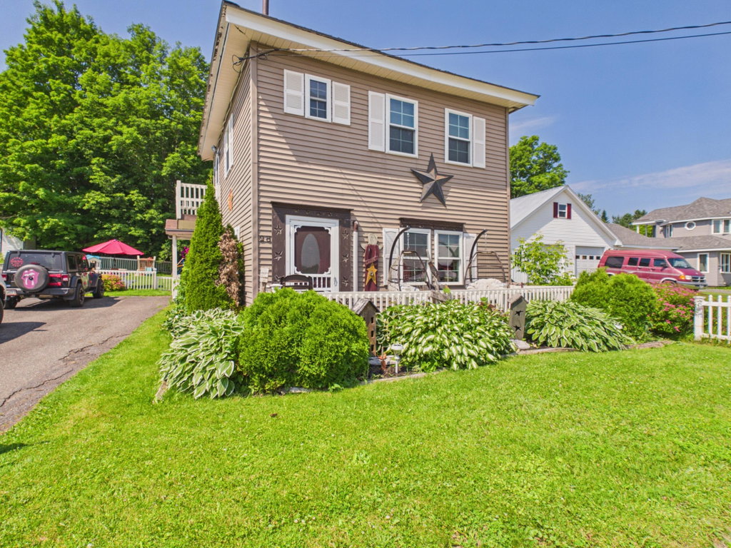 28 Silver Street Mars Hill