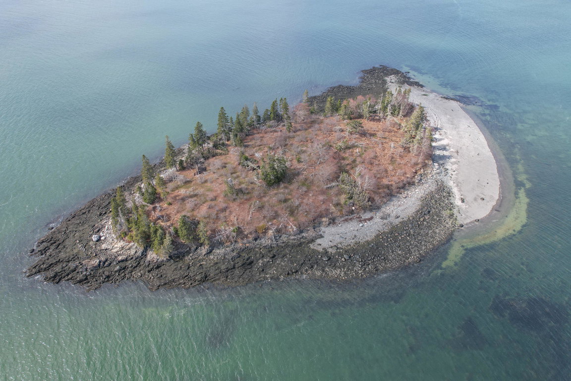 00 Eagle Island Addison