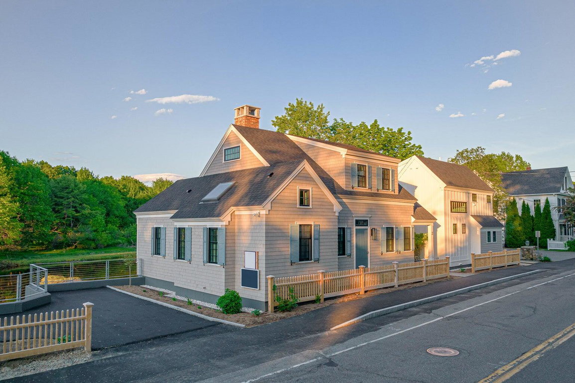 2 Maine Street Kennebunkport