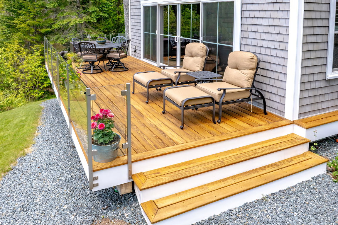 Deck
