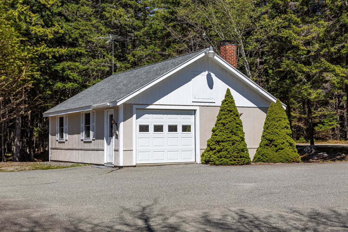 109-Freeman-Ridge-Exterior-5