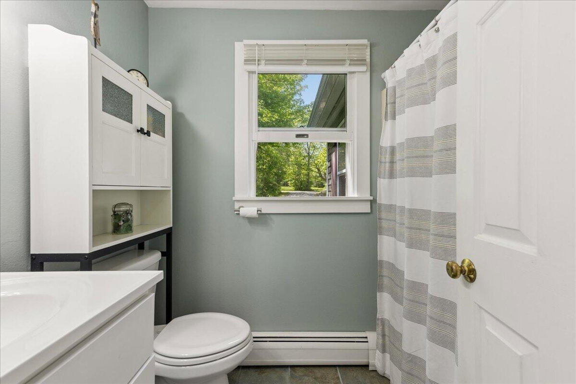 32-58 Blackberry Ln. (49 of 77)