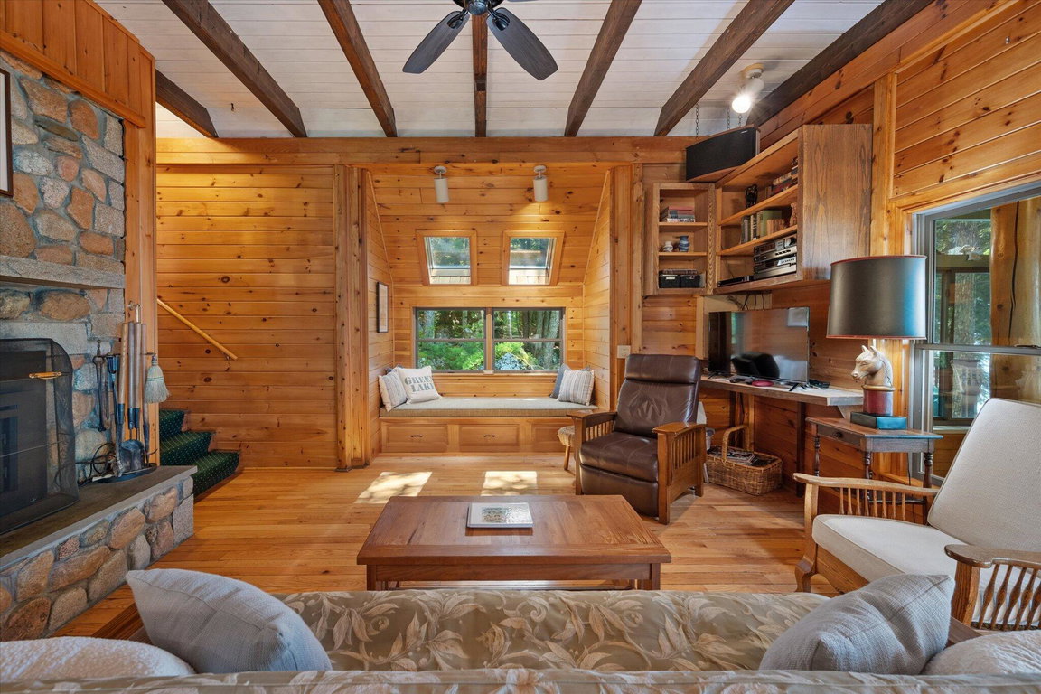 045-Living Room
