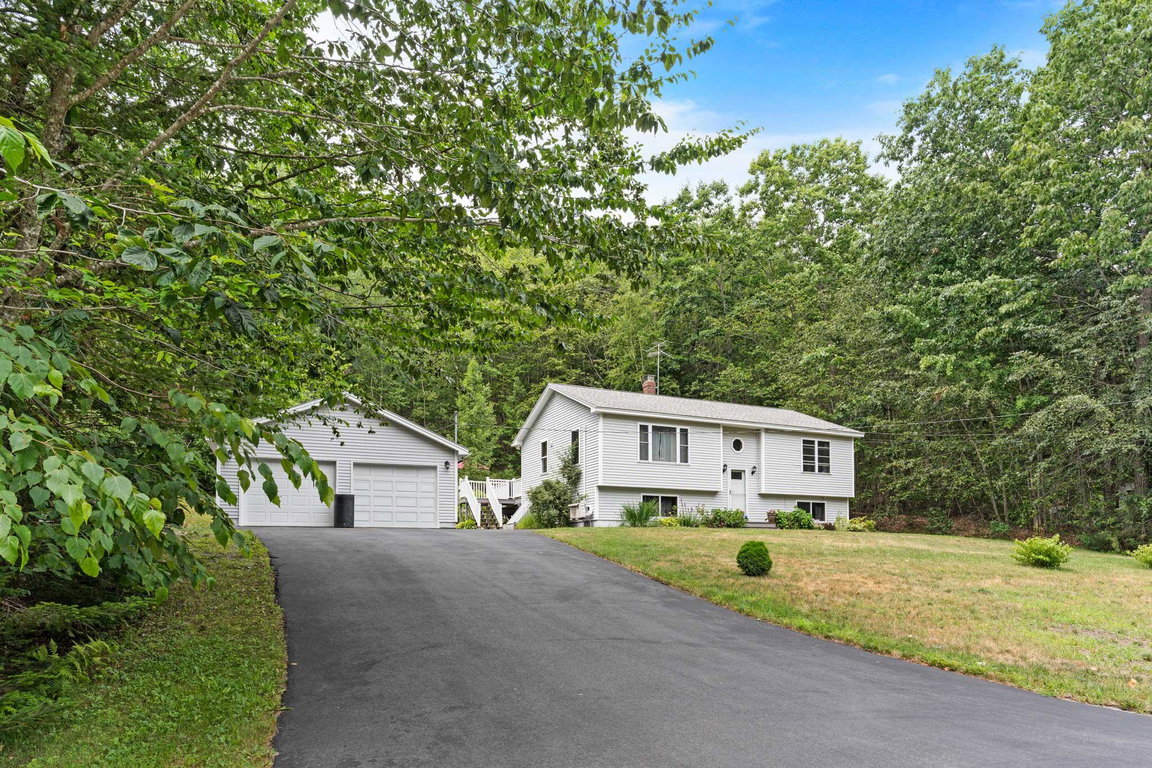 59 Mckenny Drive New Gloucester