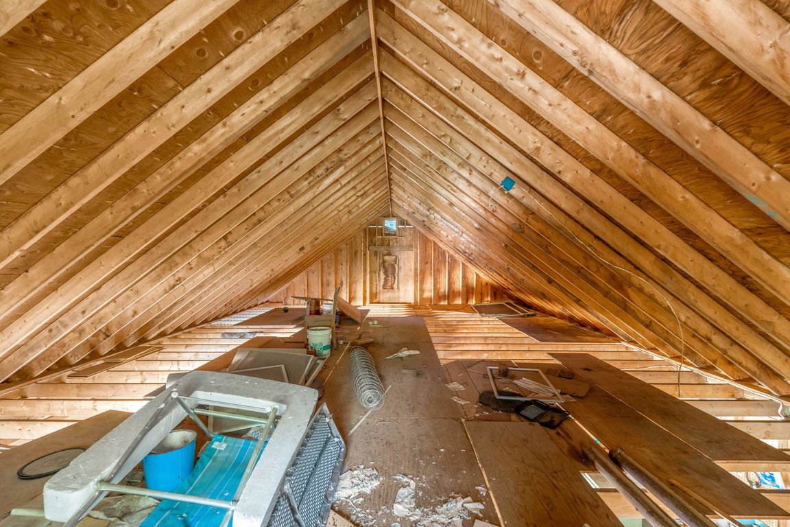 50-web-or-mls-26-wolf-cove-rd