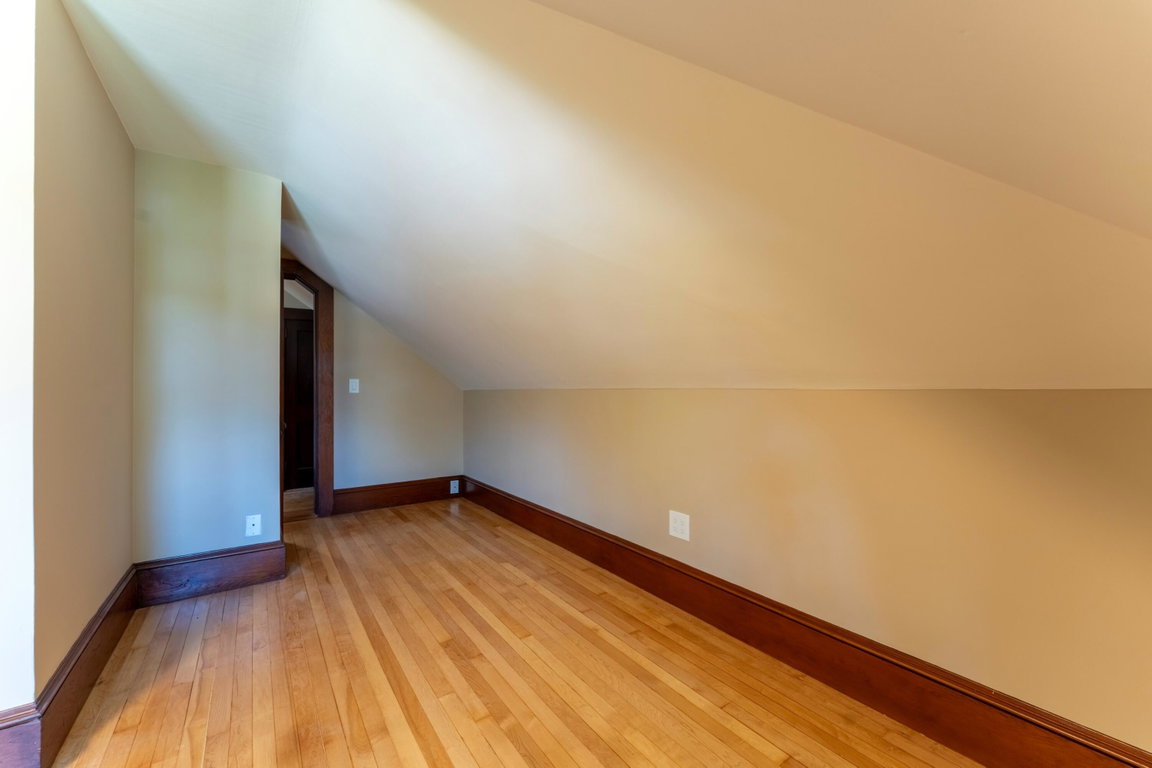 292Main_044