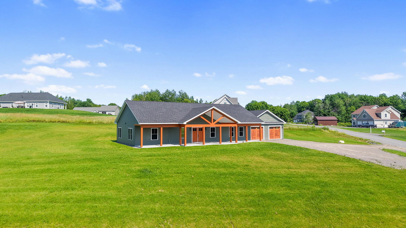 21 Mia Ridge Sidney