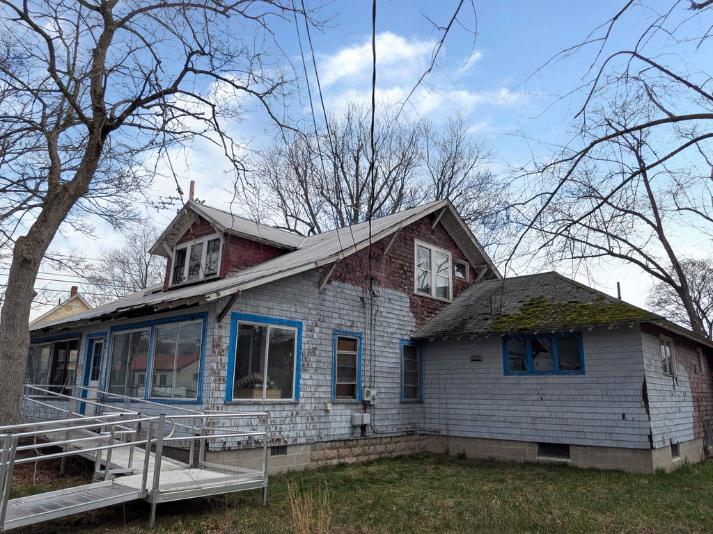 11 Bennett Street Sanford