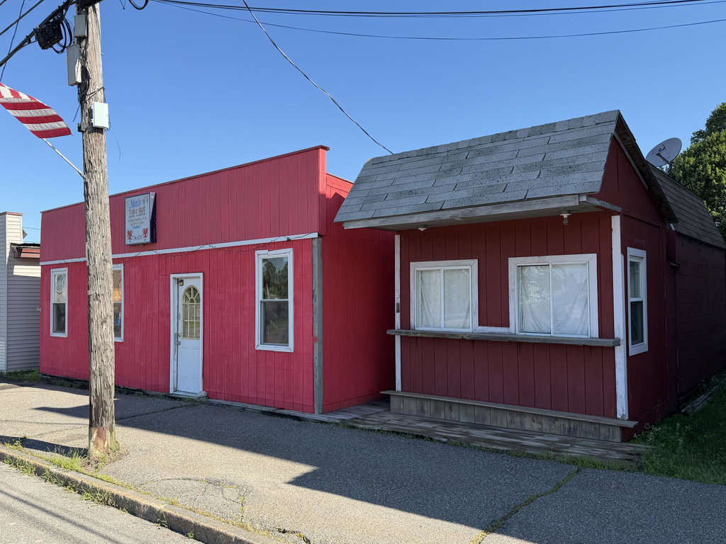 69 Main Street East Millinocket