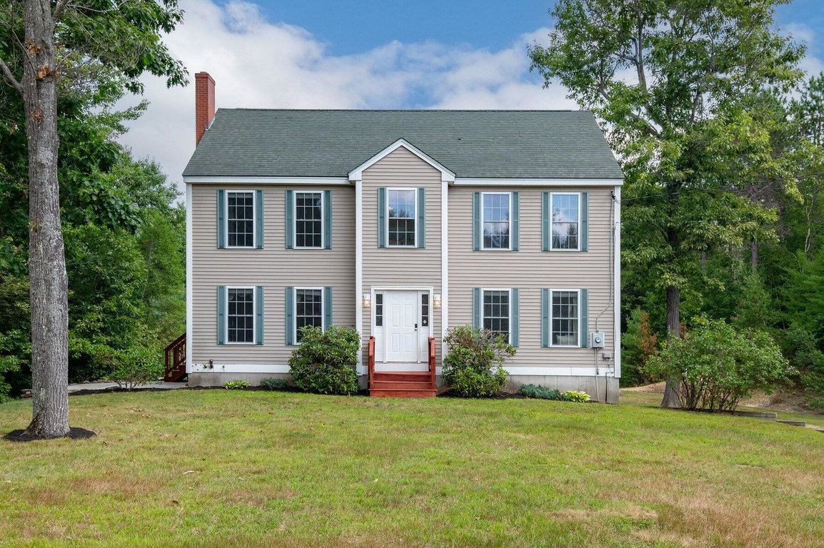 85 Effingham Road Newfield