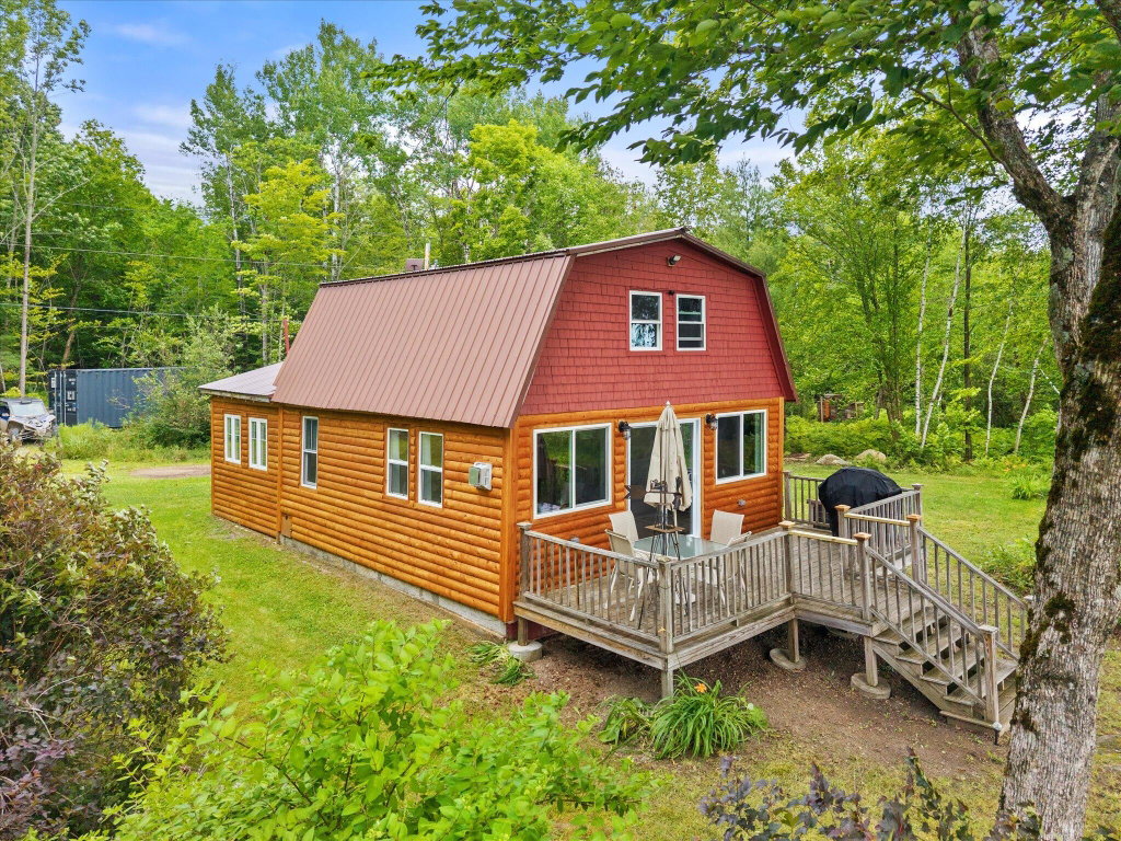 55 Willigar Lane Island Falls