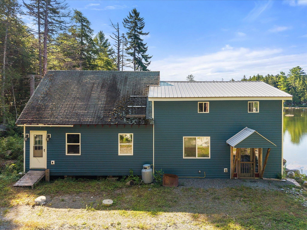 187 East Hopkins Pond Rd
