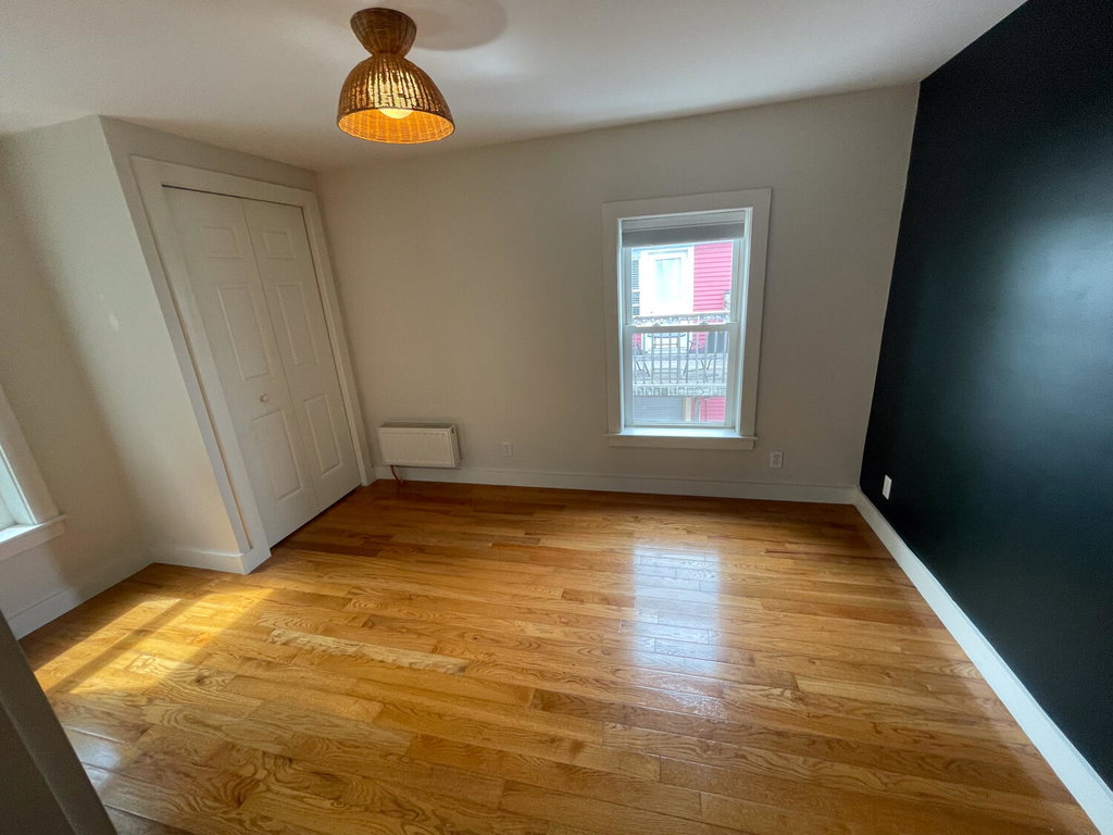 2nd Floor 1 BR unit Bedroom