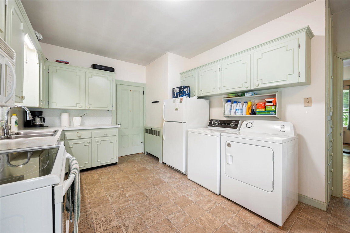 15-Kitchen