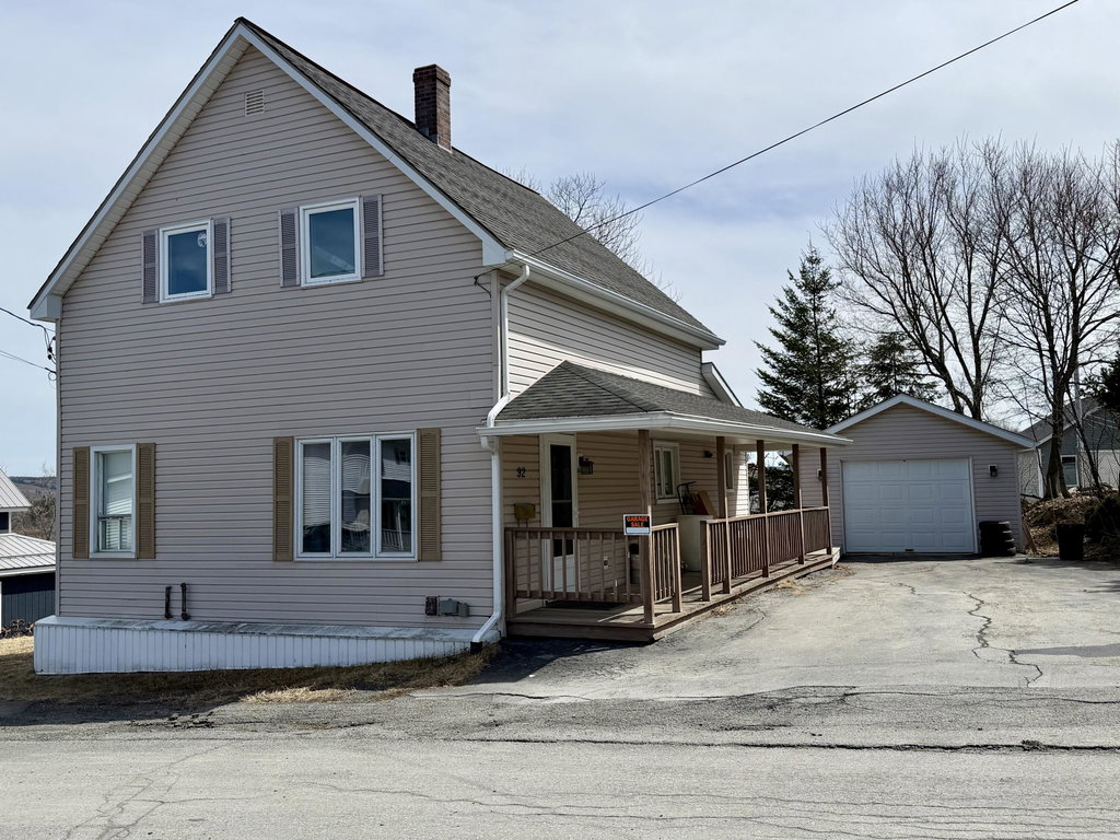 92 4th Avenue Madawaska
