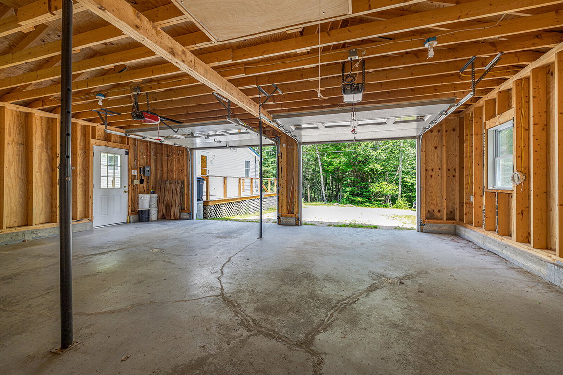 38-482 West Bay Road-DTP_websize