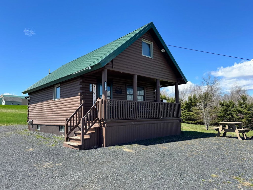 768 Main Street Saint Agatha