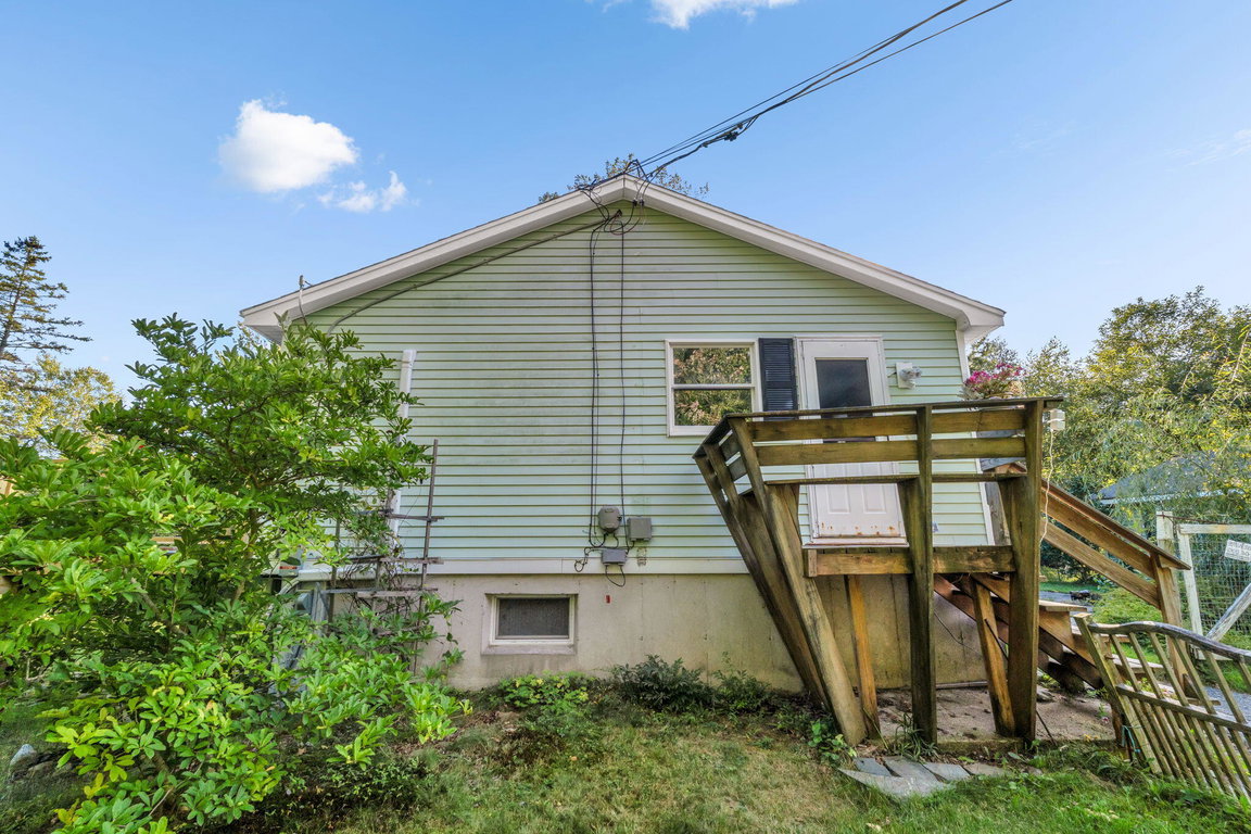 55-web-or-mls-736-eagle-lake-rd