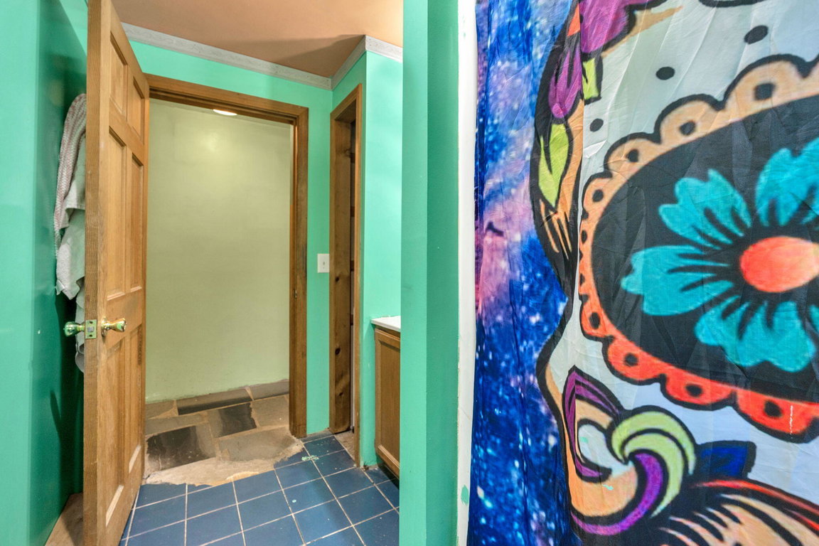 14-web-or-mls-26-wolf-cove-rd