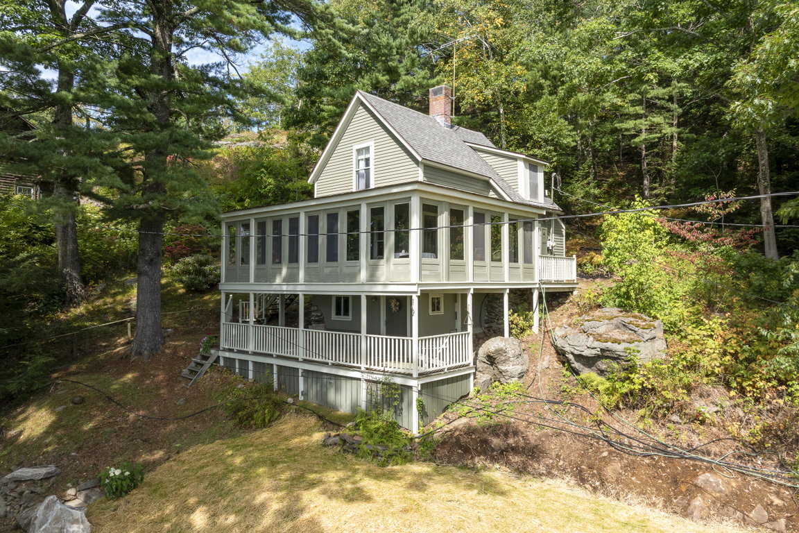 5 Massachusetts Avenue Boothbay