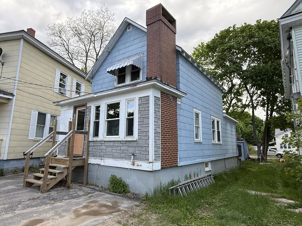89 A Elm Street Millinocket