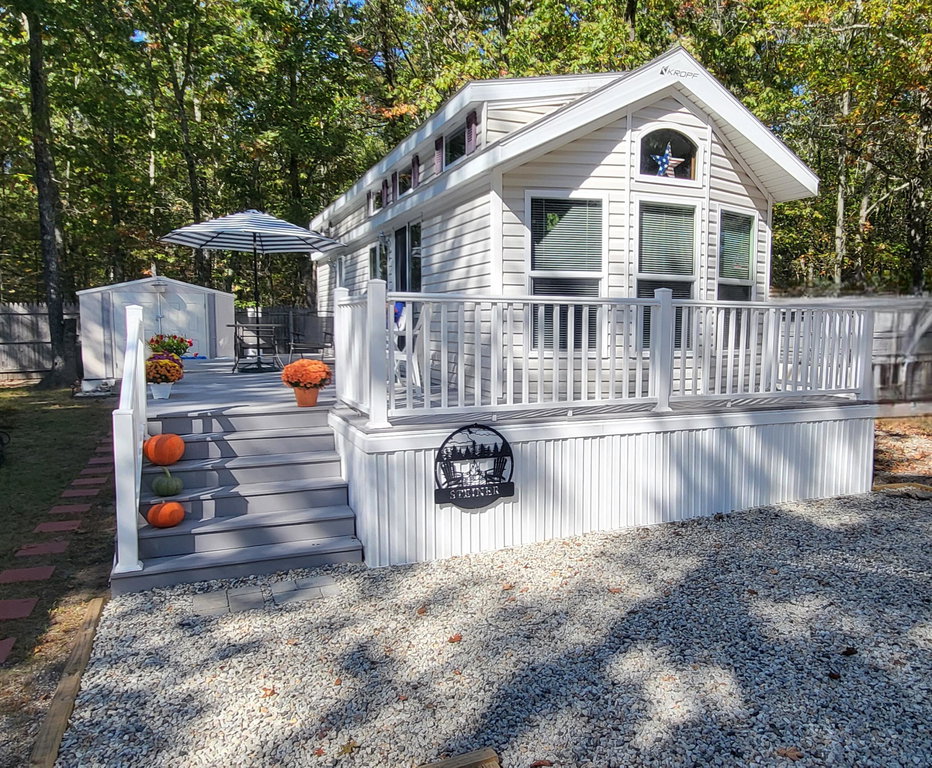 1 Robinson Way Kennebunk