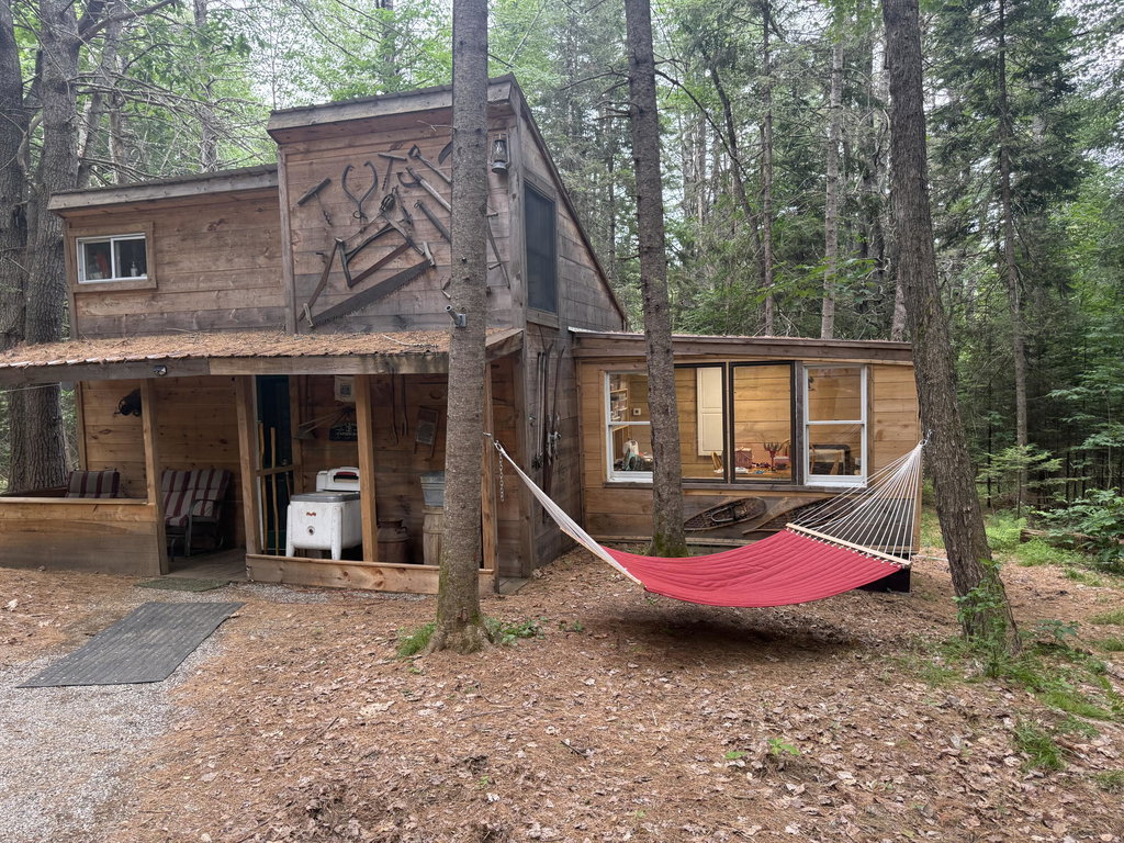 325 Calderwood Road Washington
