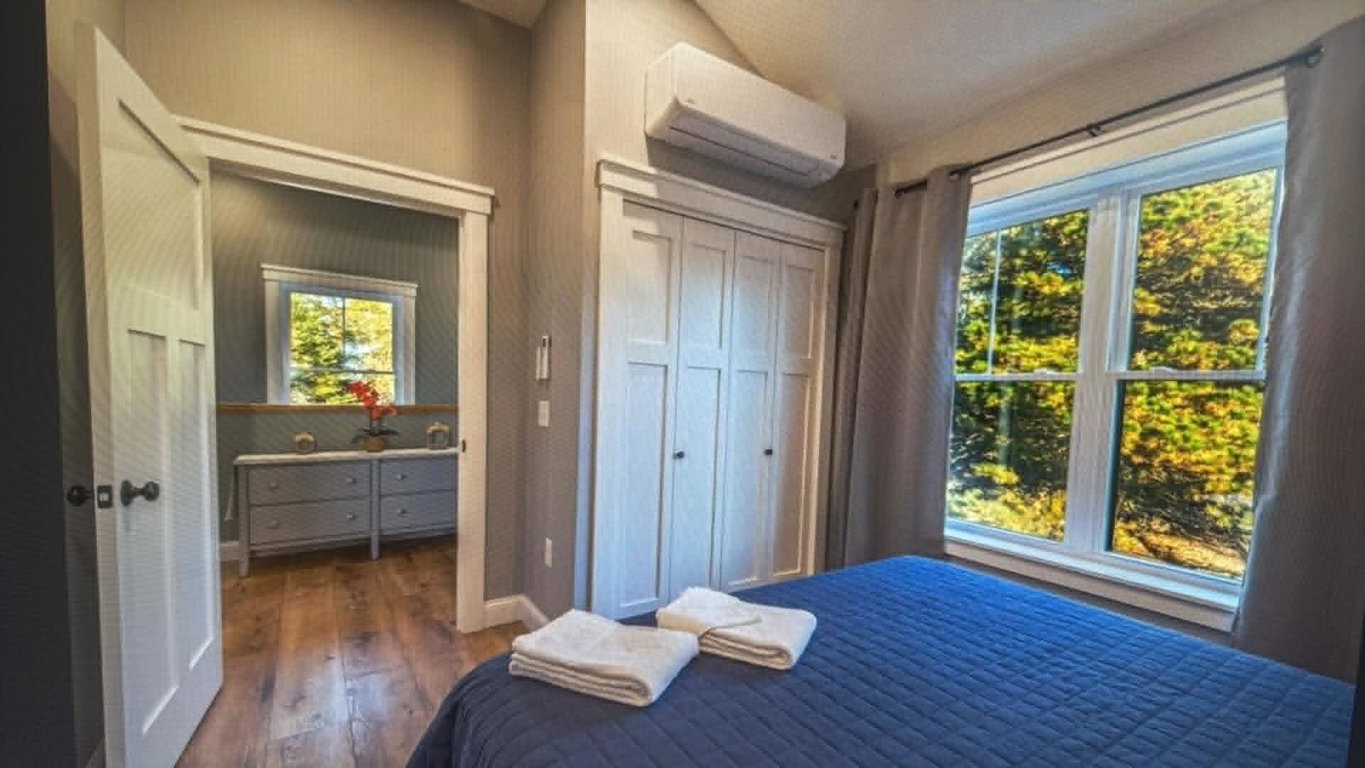 328 b bedroom closet
