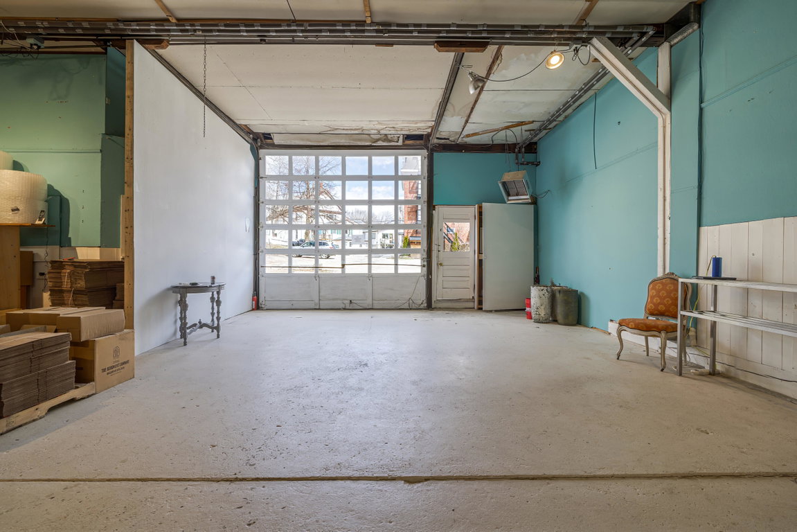 52-33-37 Water Street-DTP
