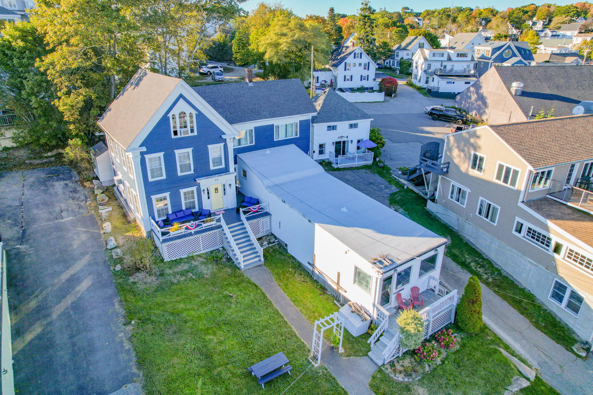 53 Commercial Street Boothbay Harbor