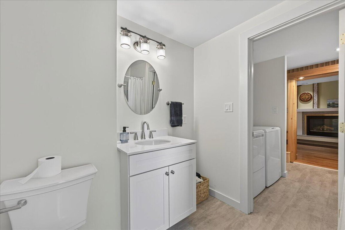 59-107 Ledgelawn Ave (74 of 96)