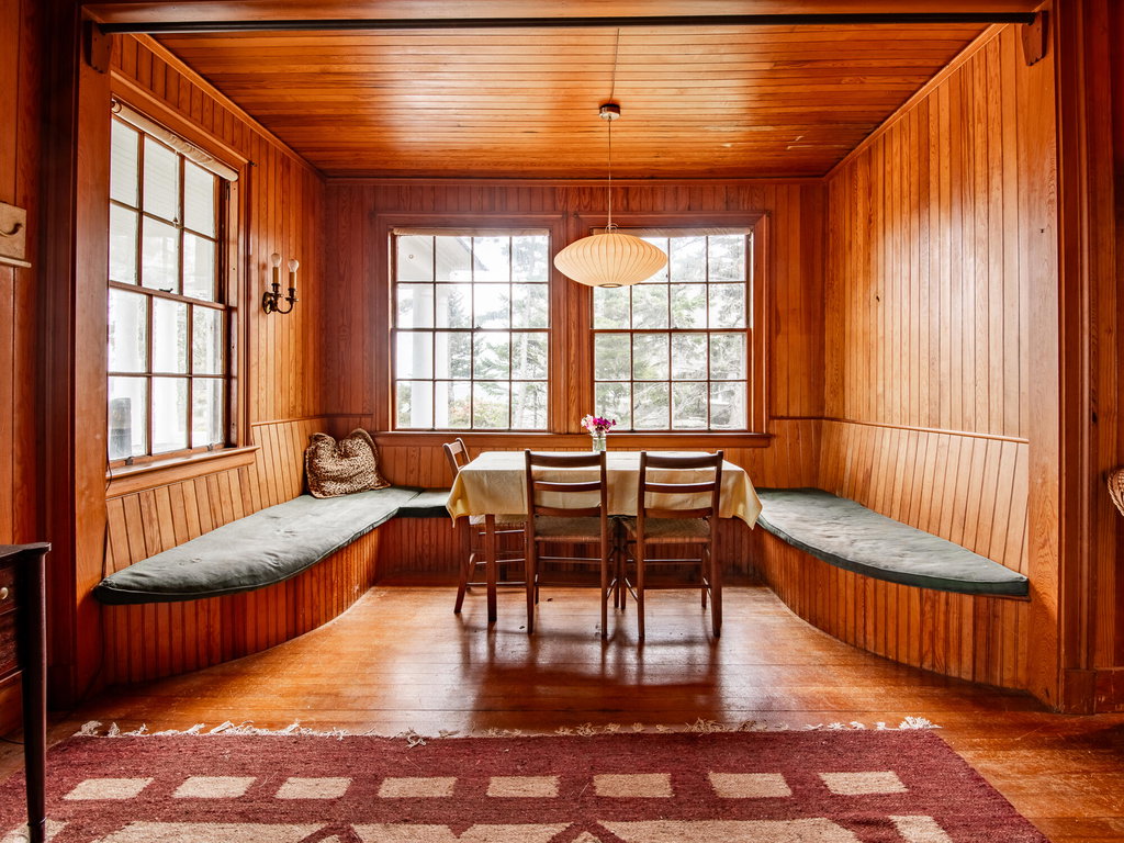 4-Breakfast Nook Church House-5883-HDR