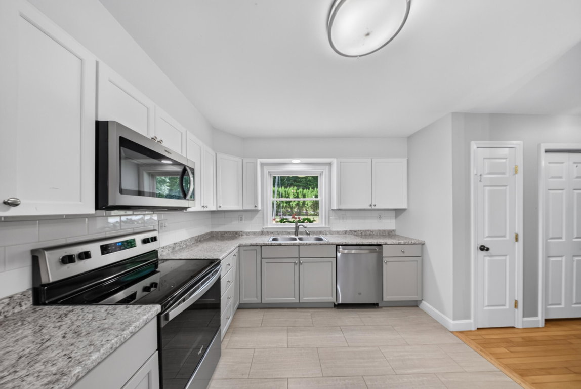 2611 Kennebec Road Newburgh