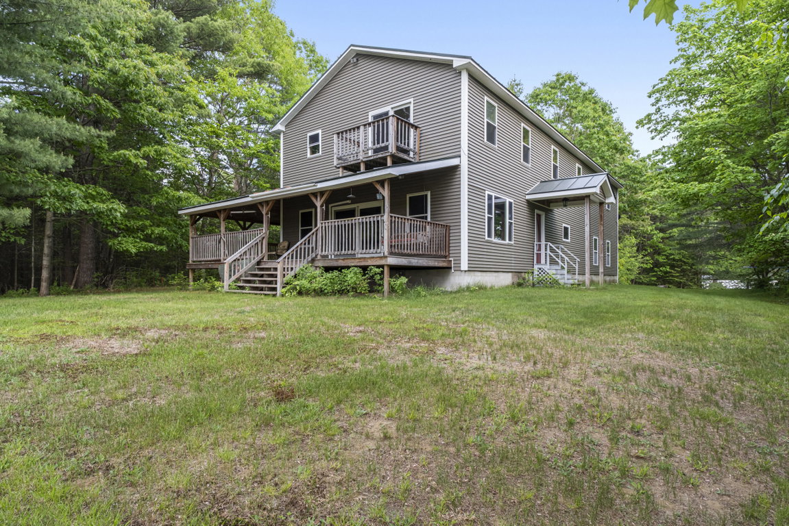 21 Burns Drive Clinton