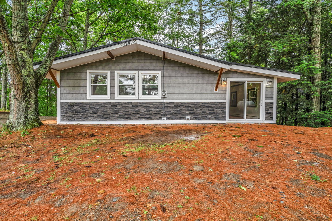 12 Rowell Road Hampden