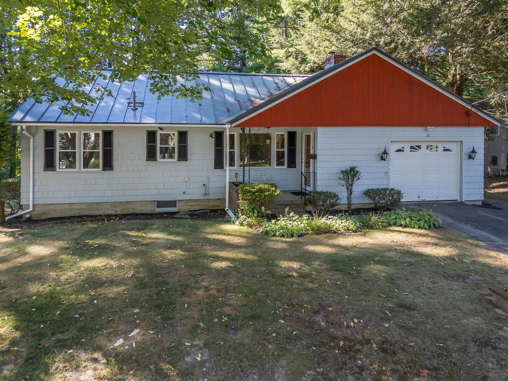 12 Highland Avenue Lisbon