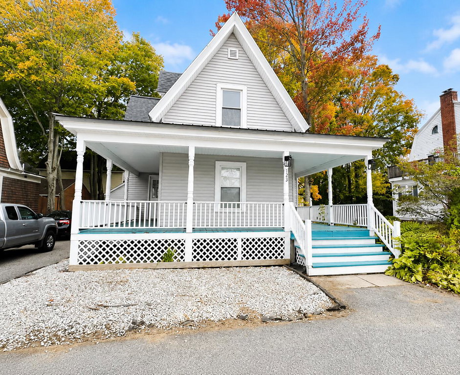 122 Whitney Street Auburn