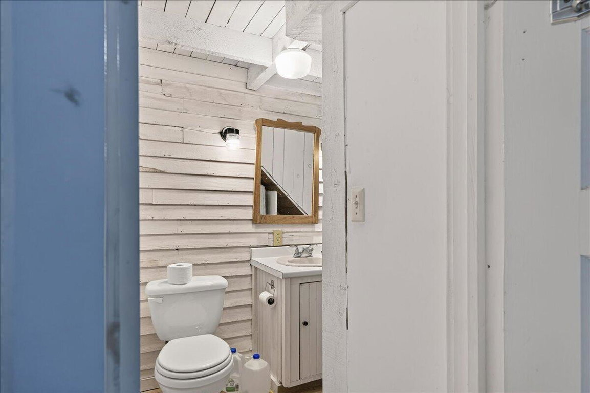 19-521 Morgan Bay Rd-45