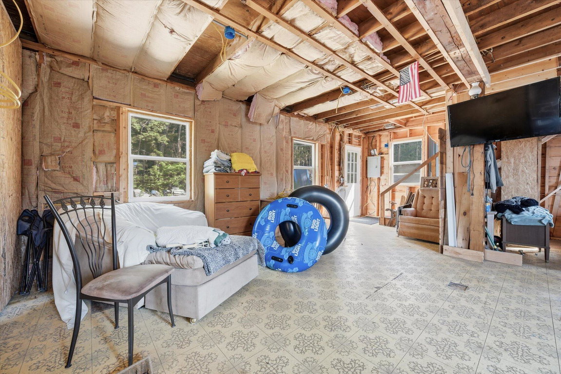 187 East Hopkins Pond Rd