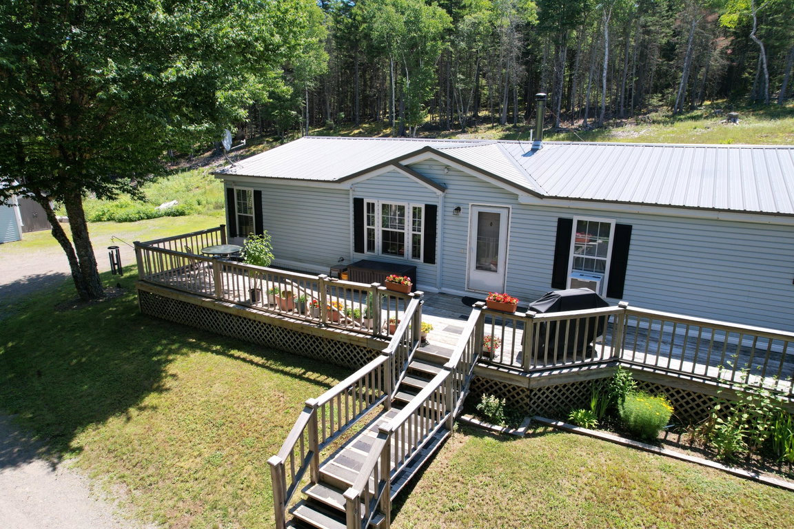 1246 County Road Trescott Twp