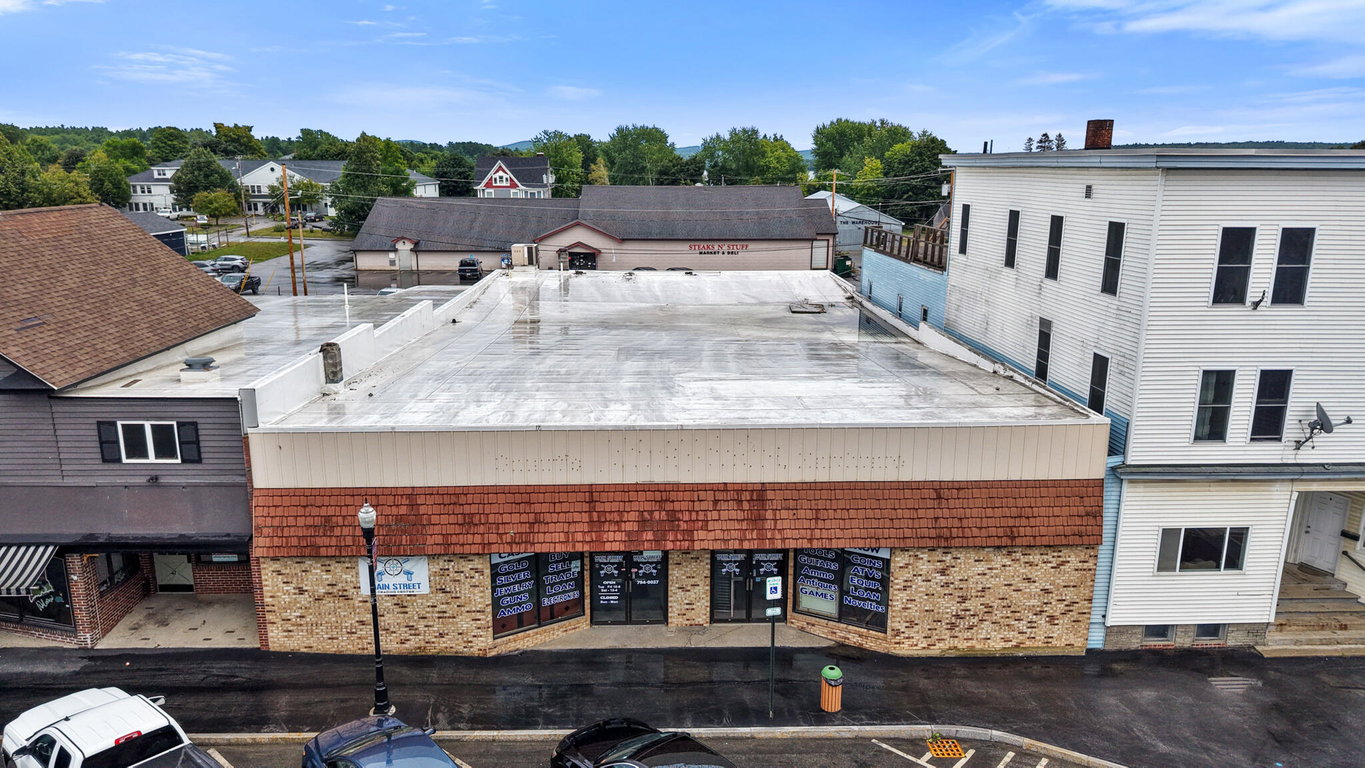 43 Main Street Lincoln