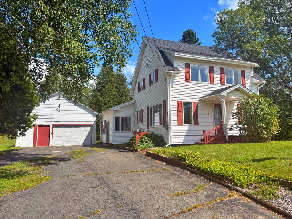 5 Maple Street Fort Kent