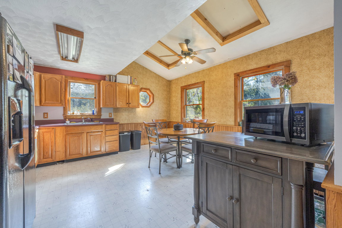 27-219 Eggomoggin Road-DTP