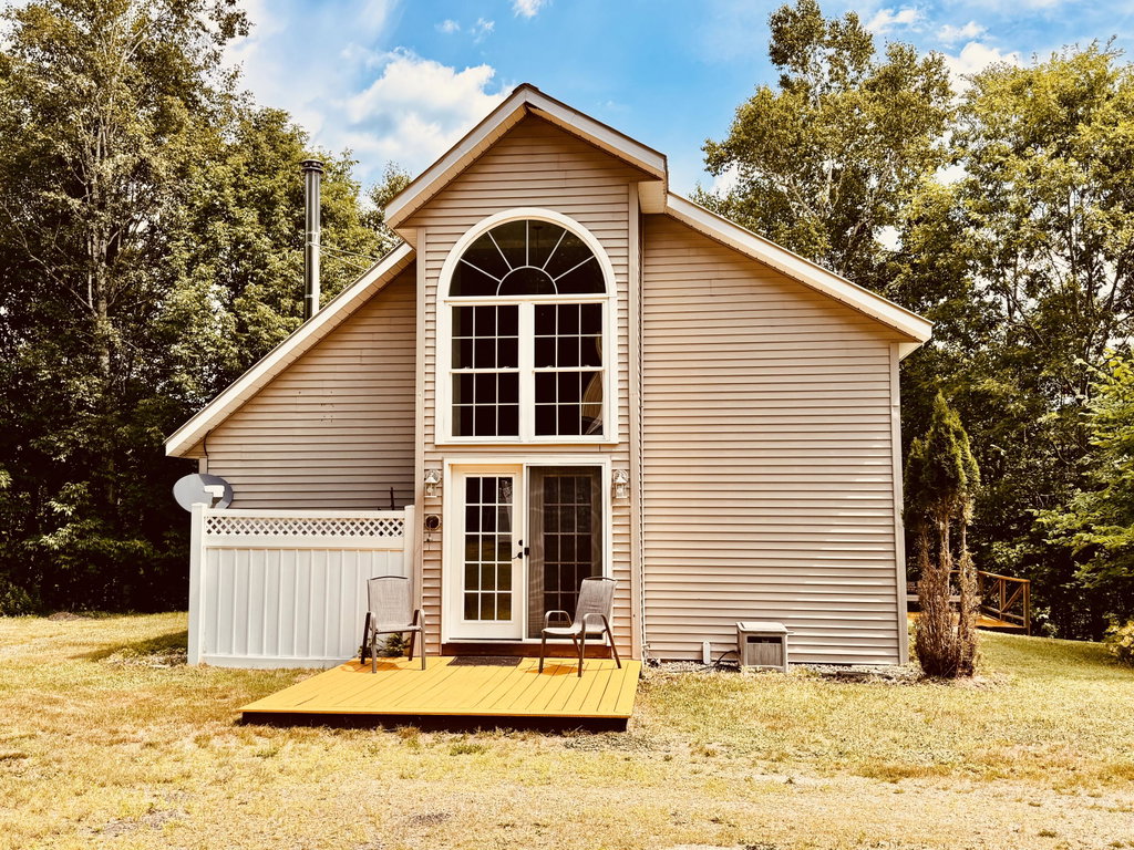 301 Carrabassett Road New Portland