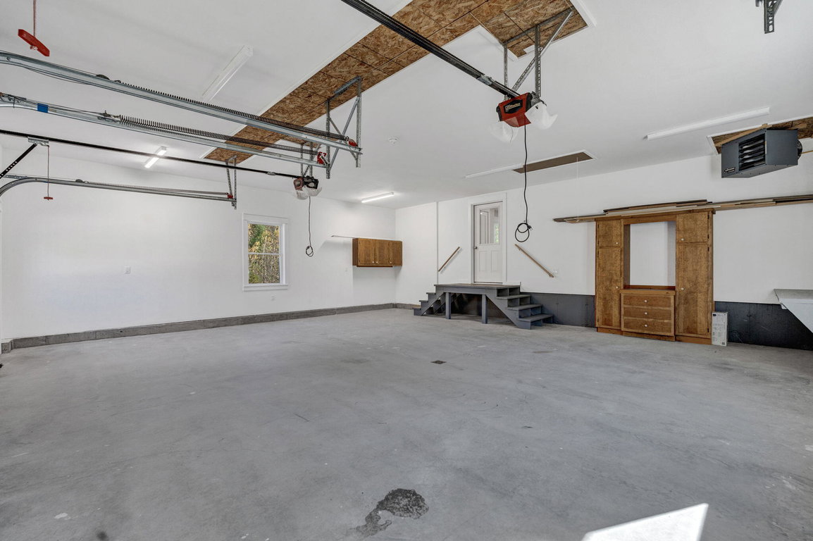 27-web-or-mls-1212-eastbrook-rd