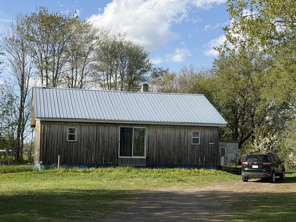 1143 Hodgdon Mills Road Linneus
